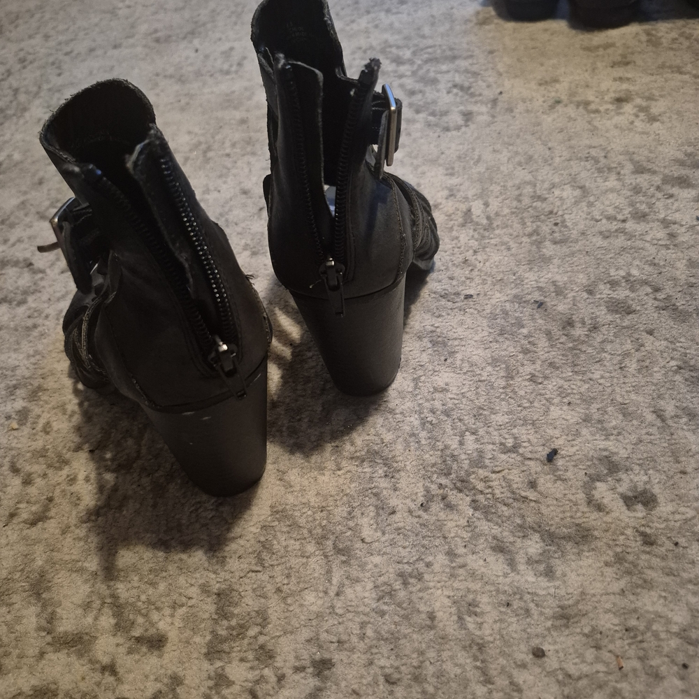 Maurices Black Cutout Heeled Sandals - Picture 4 of 5